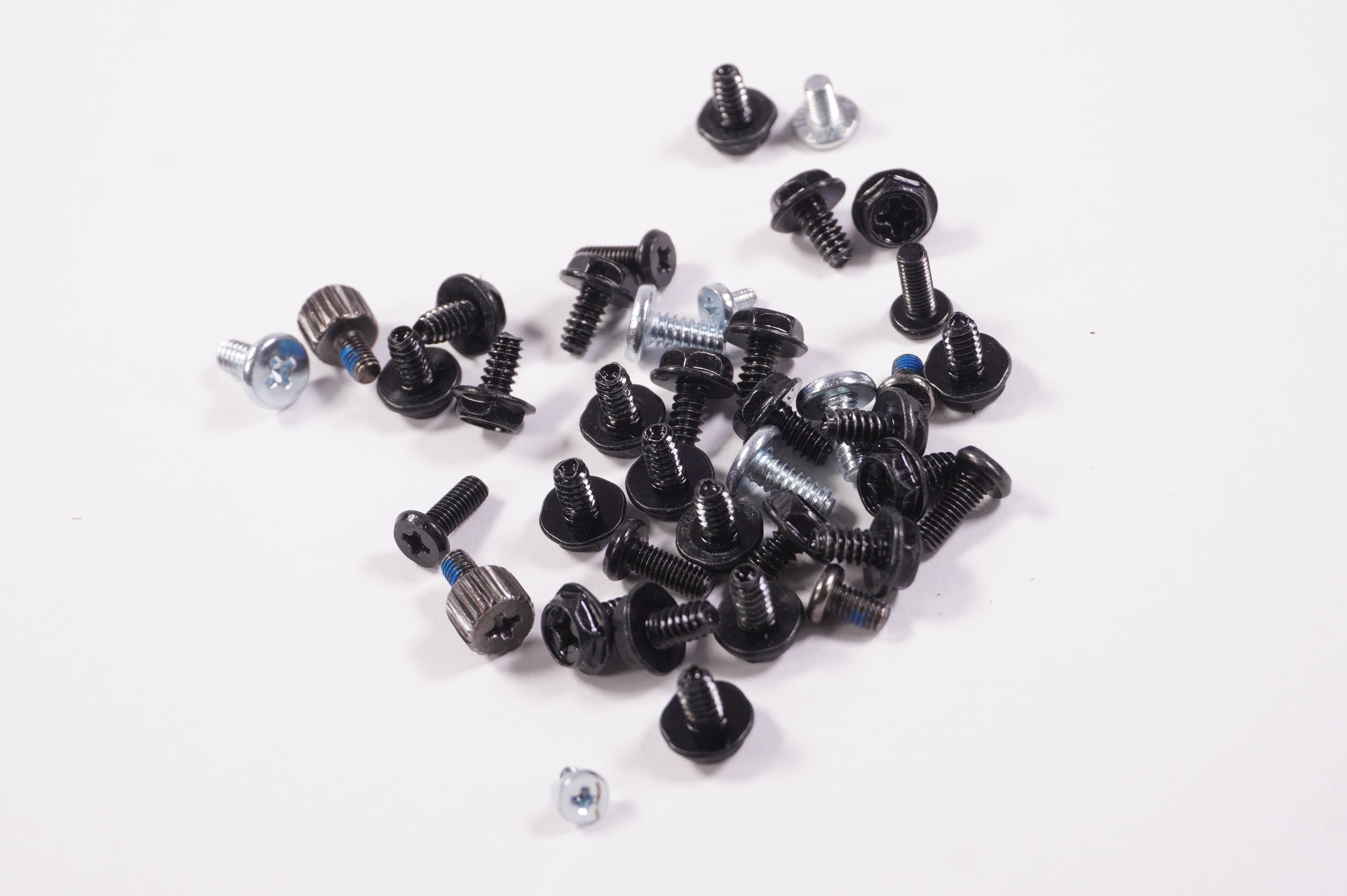 Compatible with 48480 Dell Screws Kit AWAUR13-7417WHT-PUS AWAUR13 ...