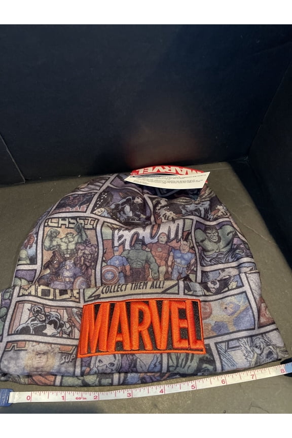 Concept 1 Marvel Comic Strip Youth Beanie Hat w/ Cuff
