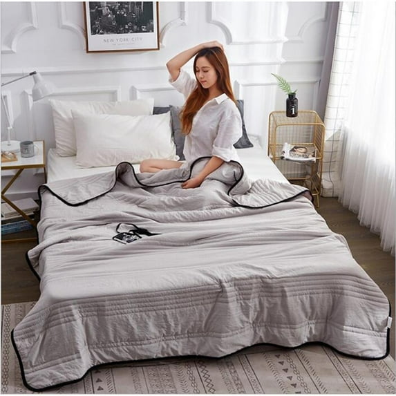 Conditioning Quilts for Queen Bed Bedspreads - Soft Bed Summer Quilt Lightweight Microfiber Bedspread- Modern Style Wave Pattern Coverlet for All Season 70.8x86.6in