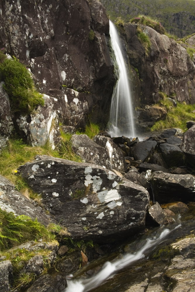 Connor Pass Dingle Peninsula County Kerry Ireland Waterfall Canvas Art - Richard Cummins Design Pics (11 x 17)