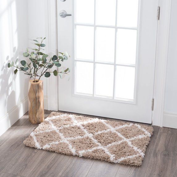 Contemporary 2x3 Area Rug Shag Thick (2' x 3') Diamond Tan, White Indoor Scatter Easy to Clean