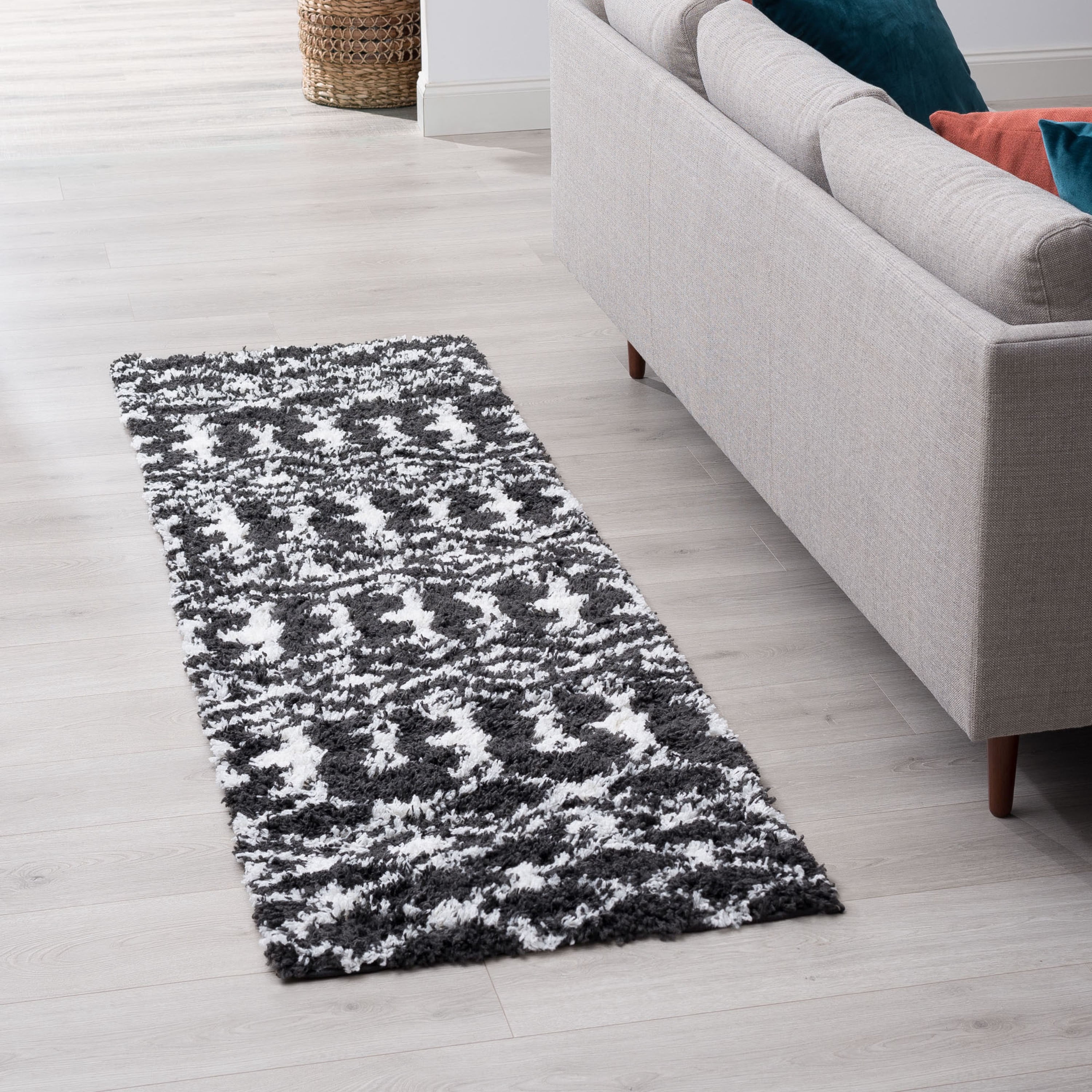 Jersey Shag Contemporary Geometric Dark Gray and White Polypropylene Indoor Runner Rug, 2'x8' Rectangle