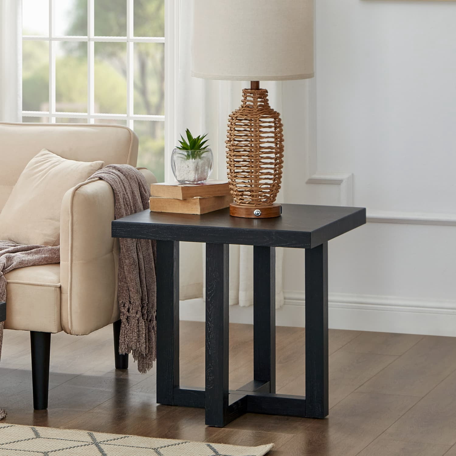 Contemporary Black End Table, Modern Compact Side Table with Intersecting Base, Durable Engineered Wood Accent Table for Living Room Sofa Side