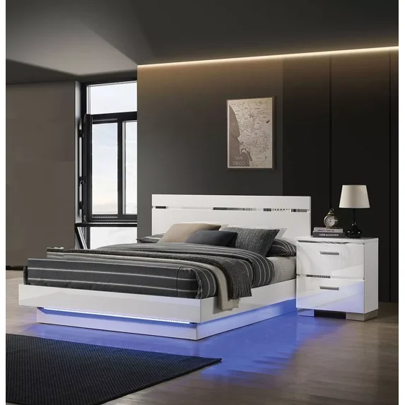 Contemporary Eastern King Size Bed 2x Nightstands 3pc Set White Finish High Lacquer Coating Low Profile Platform Bed LED