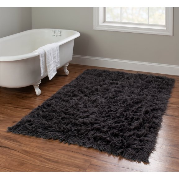 Contemporary Home Living 3.5' x 5.5' Hand-Woven Shag Wool Rectangular Area Throw Rug - Gray