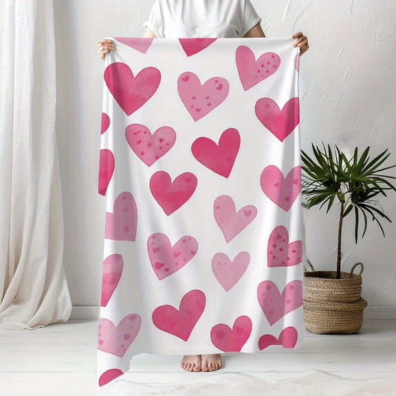 Contemporary Love Heart Pattern Flannel Throw Blanket Digital Print Knitted Quilted Throw for All Seasons Perfect for Home Decor Travel Camping Office Soft Warm & Lightweight