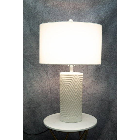 Contemporary Modern Elegant Linear Pattern Polystone Table Lamp With Shade