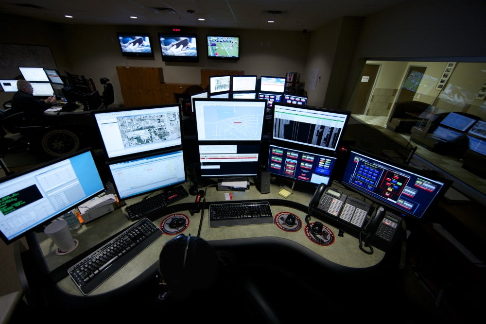 Control room center for emergency service dispatch Canvas Art - Terry MooreStocktrek Images (35 x 24)