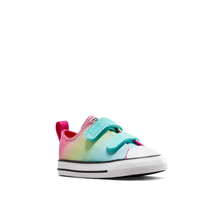 Toddler size 7 chuck taylors on sale