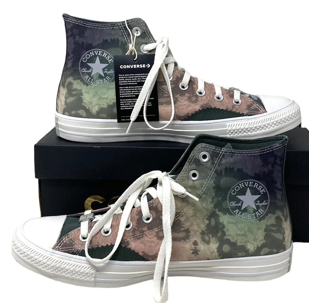 Converse Unisex Chuck Taylor All Star Low Top Lace Up Style