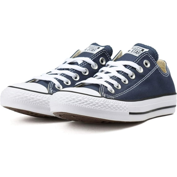 Converse Low Top Navy Size 7 Men/ 9 Women