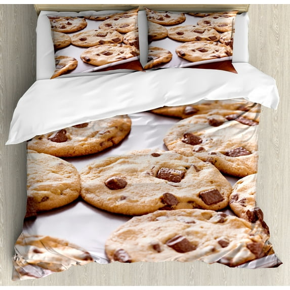 Cookie Duvet Cover Set Queen Size, Baked Chocolate Chip Sweets out of the Oven Fresh Homemade Cooking Themed Print, 3 Piece Bedding Set with 2 Pillow Shams, Multicolor, by Ambesonne