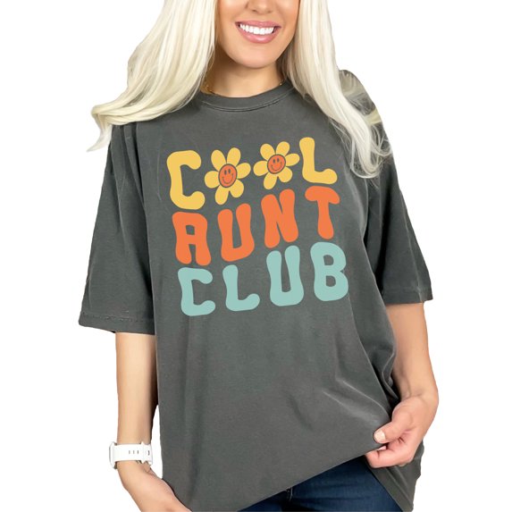 Cool Aunt Club, Group of Aunties, Groovy Retro Wavy Text, Pepper Comfort Colors T-Shirt, 3XL