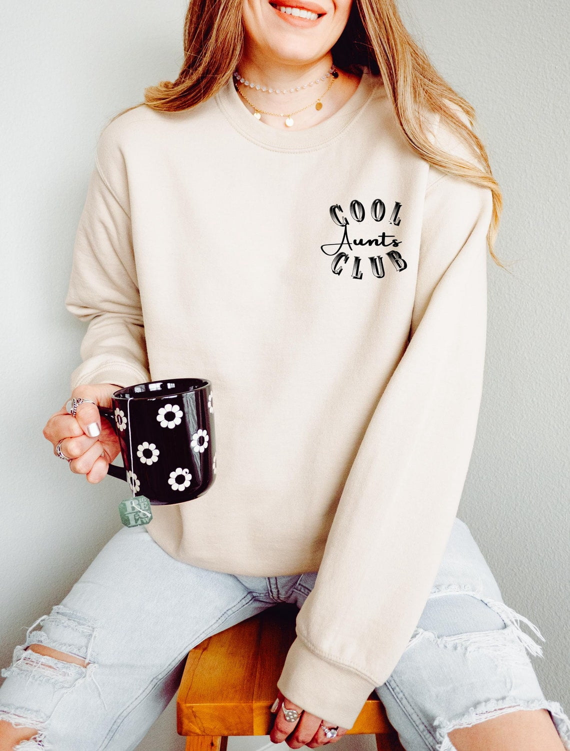 Cool Aunts Club Sweatshirt – Auntie Letter Print Pullover | Soft Cotton Blend