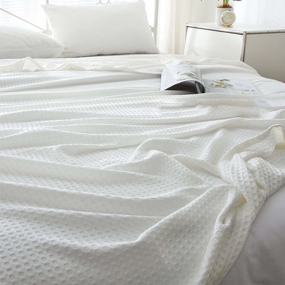 Cool Cotton Bamboo Rayon Blanket with Natural Temperature Regulation, Breathable Moisture-Wicking Fabric and Vintage Textured Weave, Lightweight Throw for Hot Sleepers Bed Couch Use