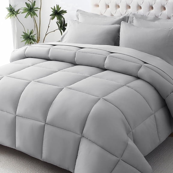Cooling Comforter King Size, Down Alternative Duvet Insert with Corner Tabs, All Season Soft Quilted Bed Comforter, Lightweight Bedding for Women & Men, Light Grey
