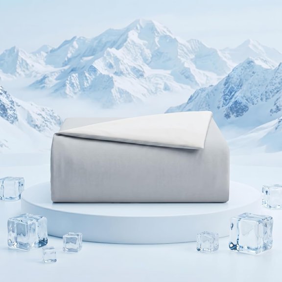Cooling Comforter , Q-Max 0.5 Arc-Chill, Grey/White | Arc-Chill Cooling Technology, Reversible Grey/White, -Based Sorona Fill, 6-9?F Cooler Than , Machine Washable