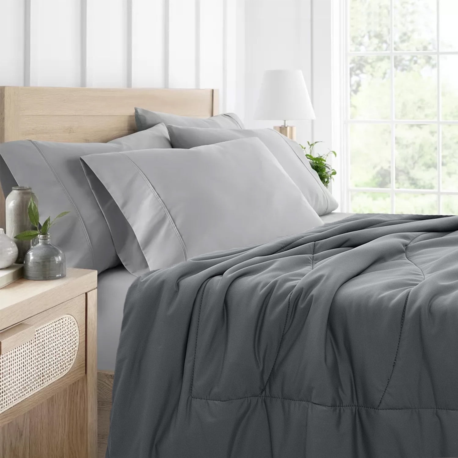 Cooling Comforter for Hot Sleepers, Dual-Sided Lightweight Nylon Fabric ...