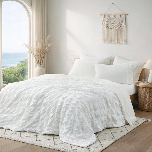 Cooling Comforter Seersucker Plaid Size, Q-Max 0.45 Lightweight Cooling Blanket, Breathable Silk Smooth Summer Bedding Quilt for Hot Sleepers Night Sweats White