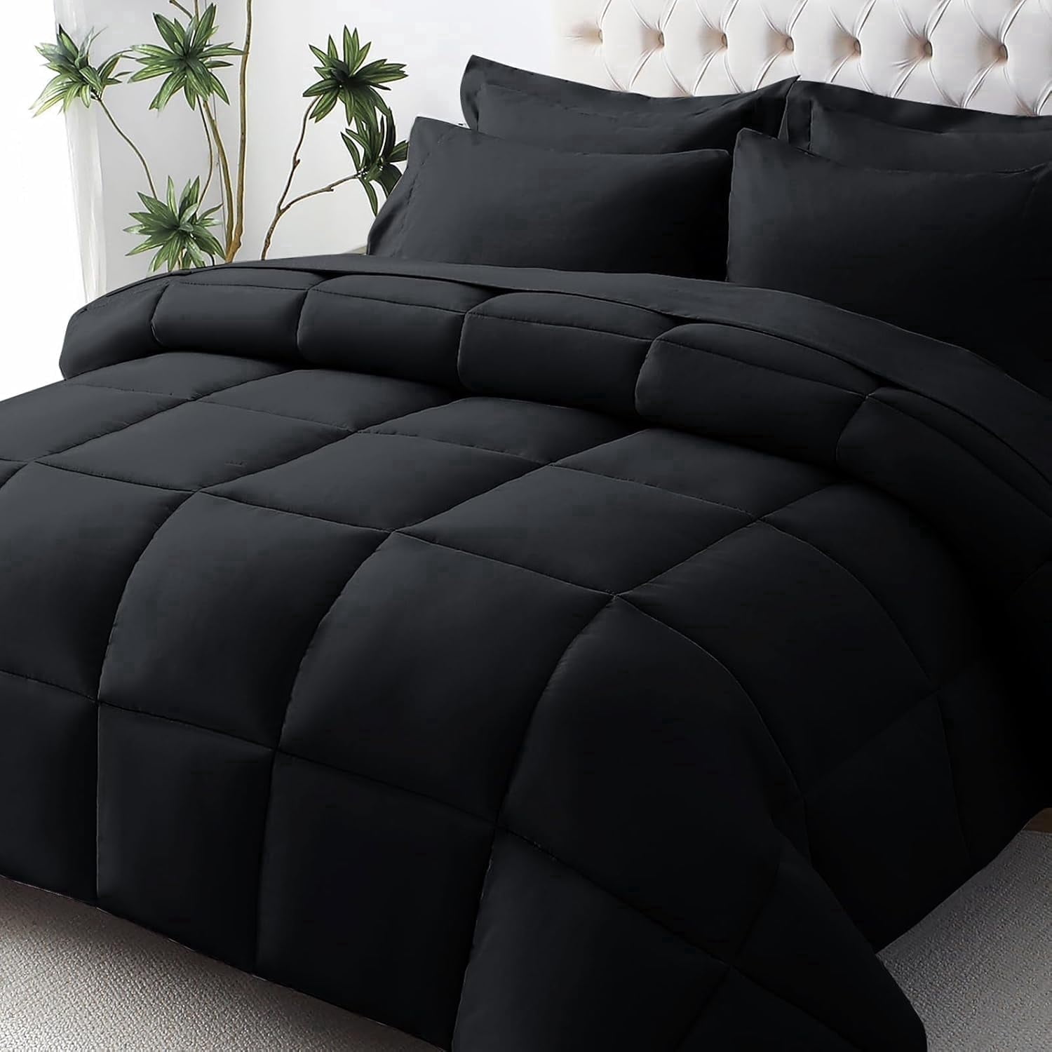 Cooling Comforter Twin Size, Down Alternative Duvet Insert with Corner Tabs, All Season Soft Quilted Bed Comforter, Lightweight Bedding for Women & Men, Black