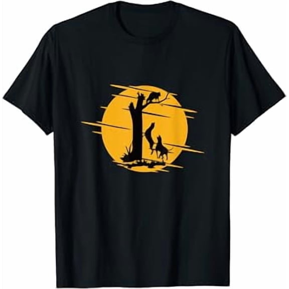Coon Hound Dog Treeing A Raccoon Howling - Fun Coon Hunting T-Shirt