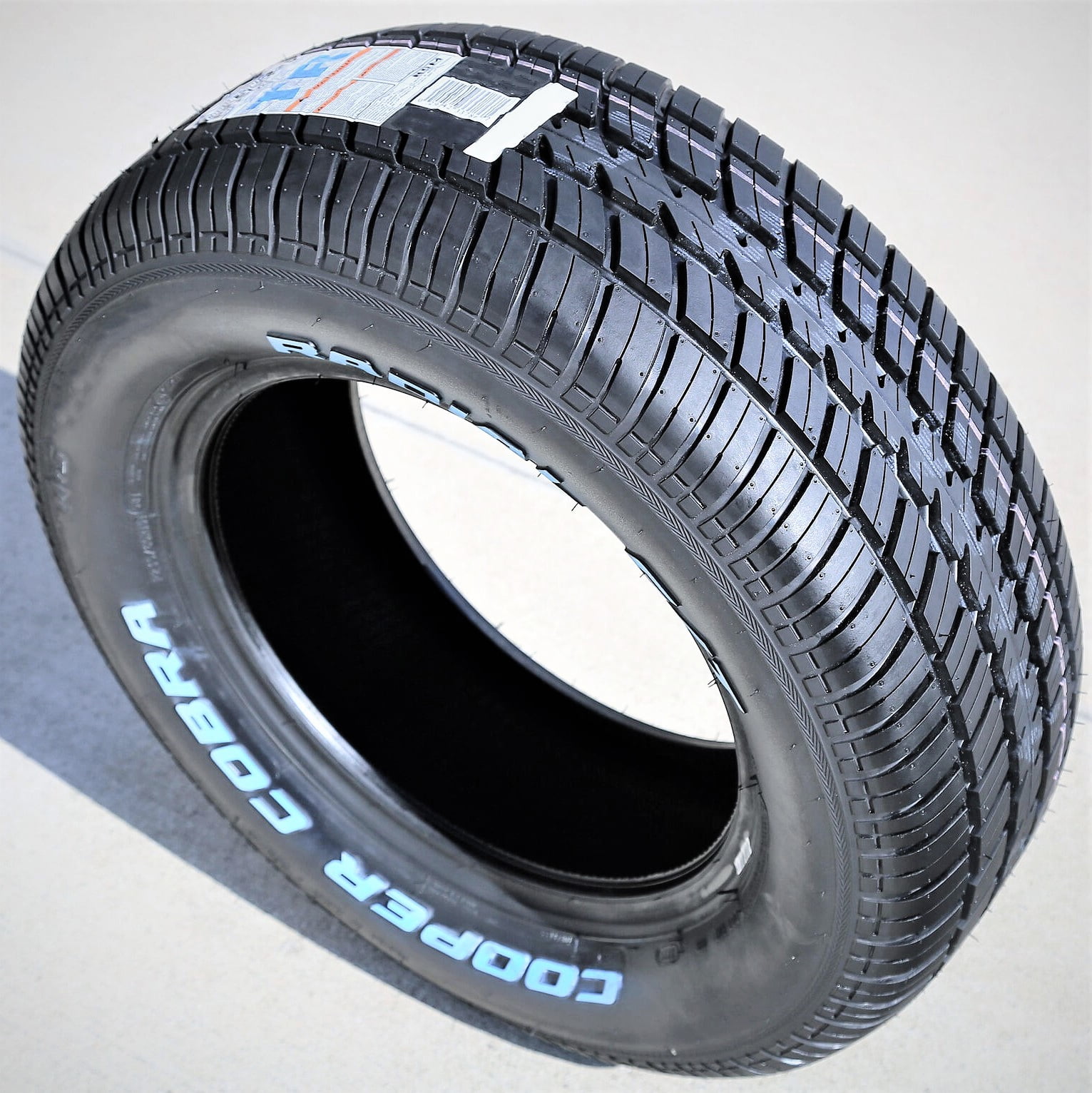 COOPER TIRES Cooper Cobra Radial G/T All Season P235/70R15 102T Passenger Tire
