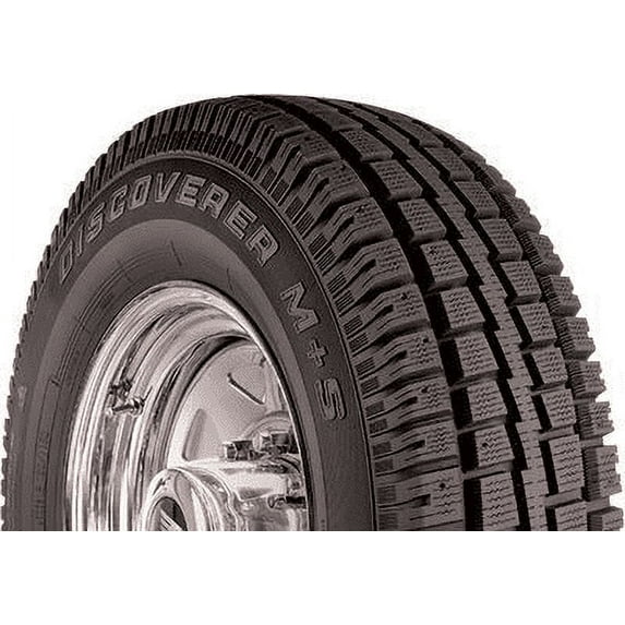 Cooper Discoverer M+S 245/75R17 121 S Tire Fits: 2014-15 Jeep Wrangler Sport, 2021 Jeep Wrangler Unlimited Islander