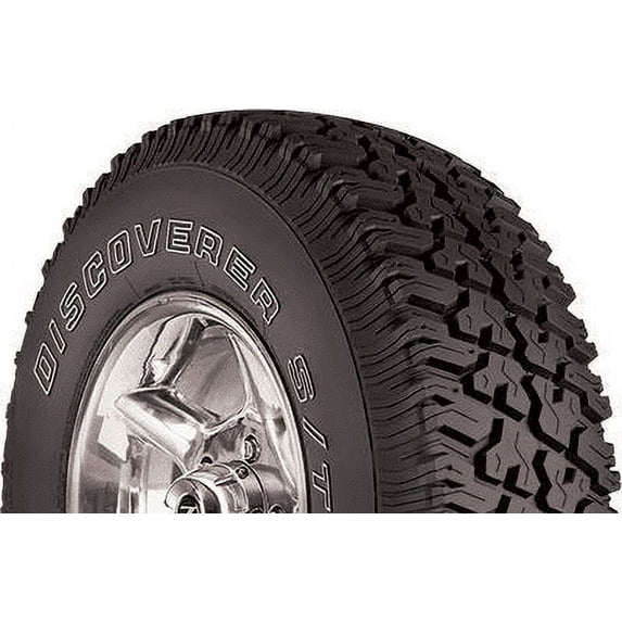 Cooper Discoverer S/T 265/75R16 123 N Tire Fits: 2001 GMC Yukon SLE