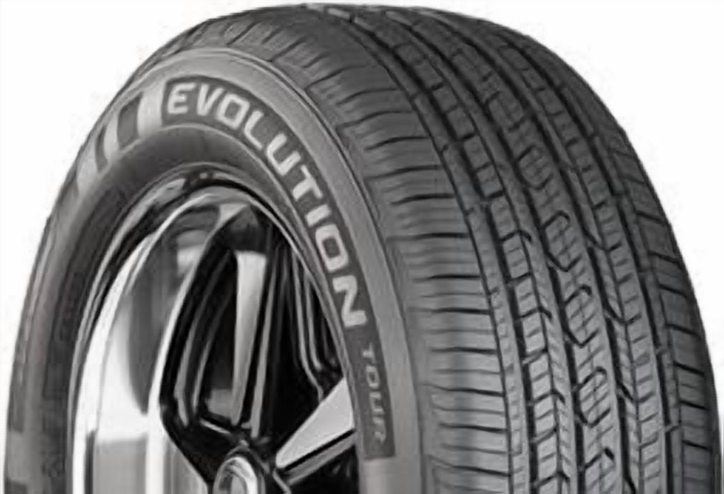 Cooper Evolution Tour All Season 215/55R17 94V Passenger Tire Fits: 2011-15 Chevrolet Cruze Eco, 2012-14 Toyota Camry Hybrid XLE