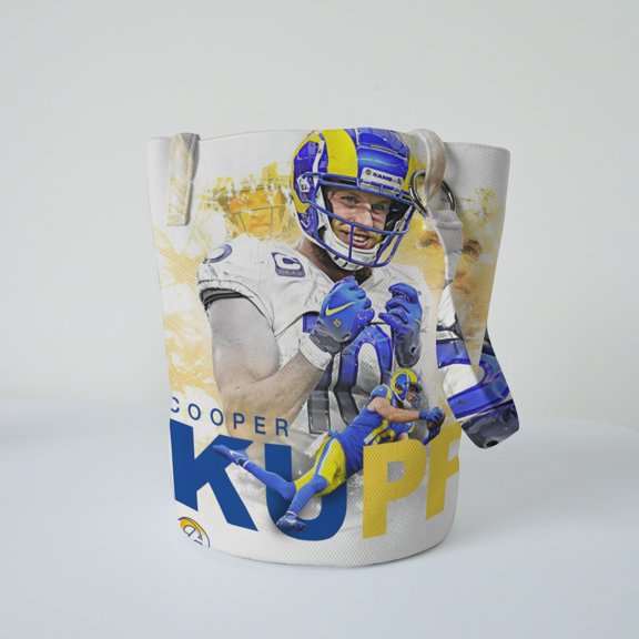 Cooper Kupp spaghetti strap bucket bag,grab this bucket and golight, roomy, and effortlessly chic.