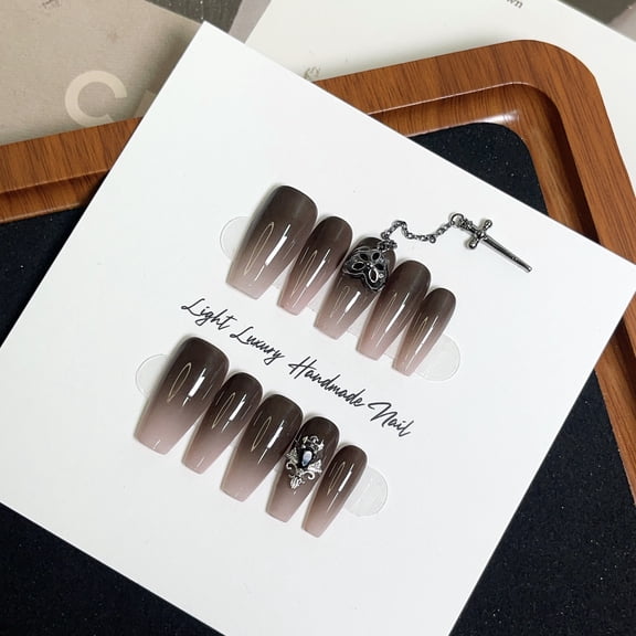 Copper jewelry spray gun gradual change sword hand wear nail light luxury pure manual high quality control nail