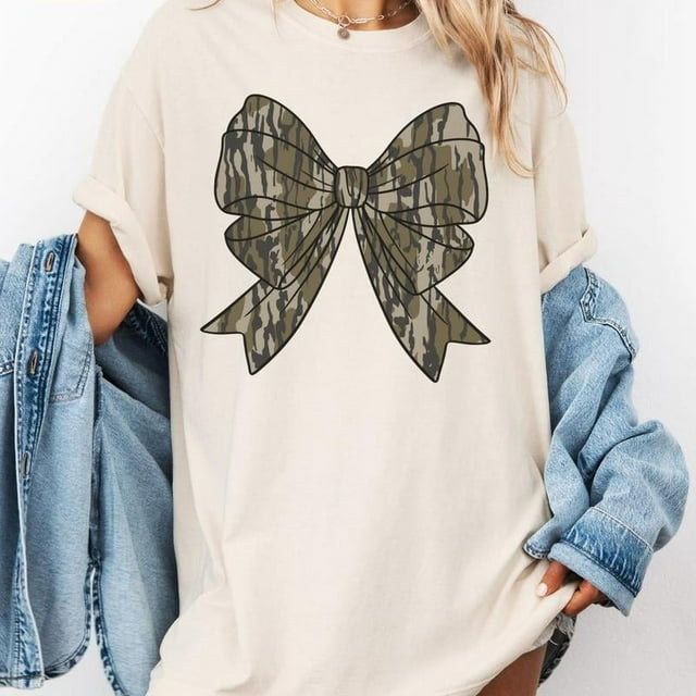 Coquette Camo Bow . Bottomland Camo . Womens Hunting . Wife Hunting