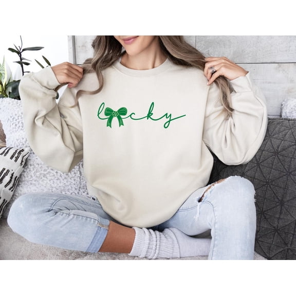 Coquette St Patrick's Day Bow Sweatshirt, St Patrick's Day Shirt, Lucky St Patricks Gift, Irish Bow Shirts, Lucky Coquette Shirt, Shamrock TSHIRT All Size S-5XL