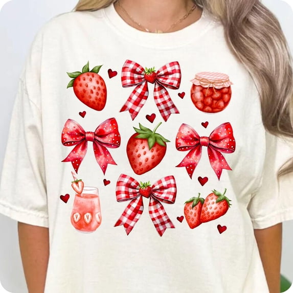 Coquette Strawberry T-Shirt, Preppy Glitter Mama Shirt, Girly Strawberry Floral Shirt, Trendy Cottagecore Summer Tee for Women