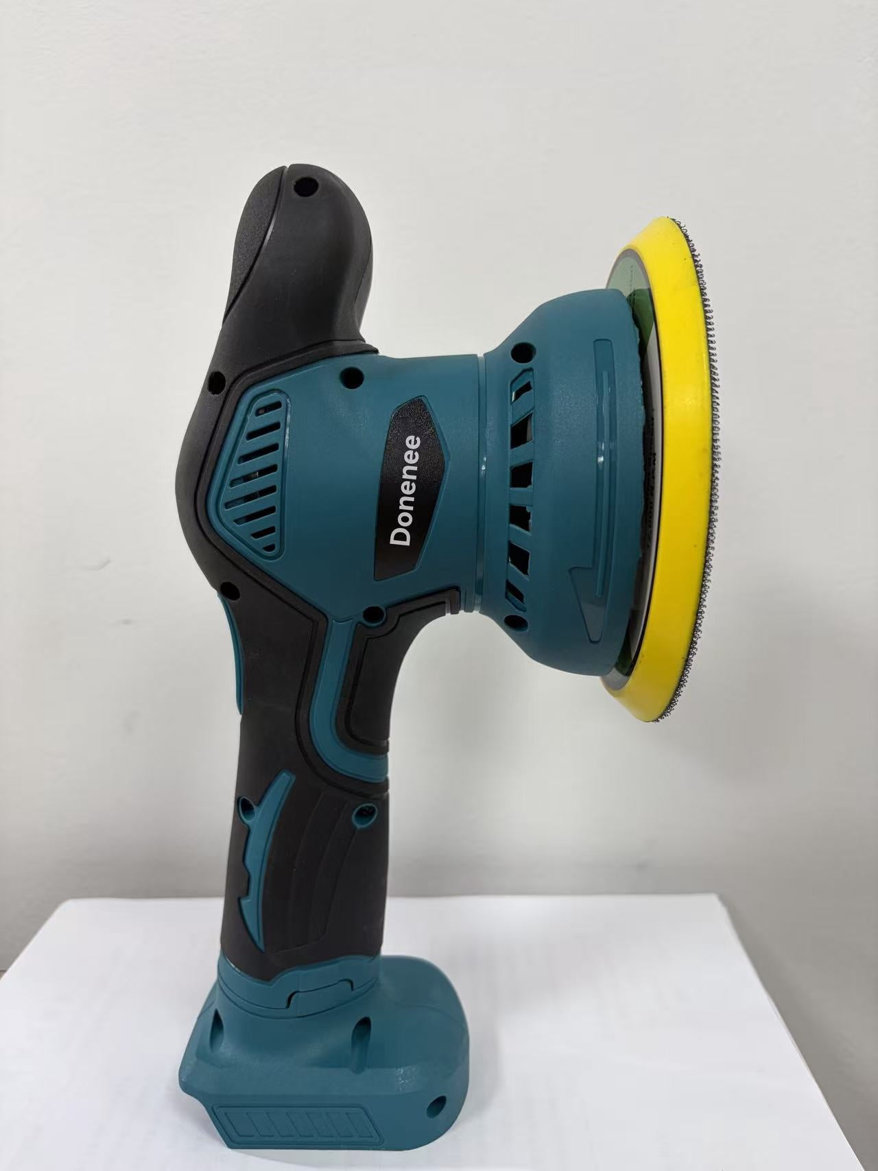 Cordless Car Buffer Polisher w/ 2x2000mAh 21V Batteries, 6 Inch Car buffer Waxer Kit, Car Polishing Machine w/ Extra 18 PCS Attachments & 6 Variable Speed,