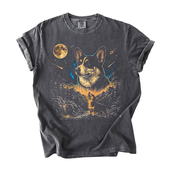 Corgi Howling at the Full Moon Graphic T-Shirt, Vintage 90s Retro Dog Lover Tee, Funny Corgi Mom Gift