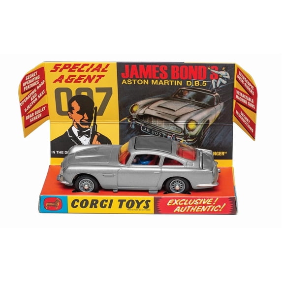Aston Martin DB5 RHD Birch Silver James Bond 007 "Goldfinger" (1964) Movie (#261 Reissue) Diecast Model Car by Corgi