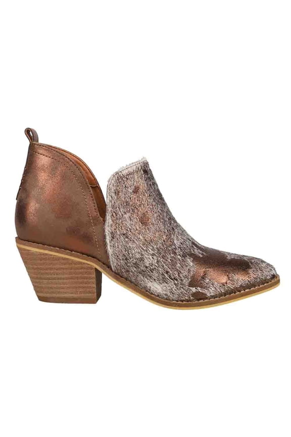 Corkys Womens Limitless Cow Round Toe Boots Ankle Low Heel 1-2"