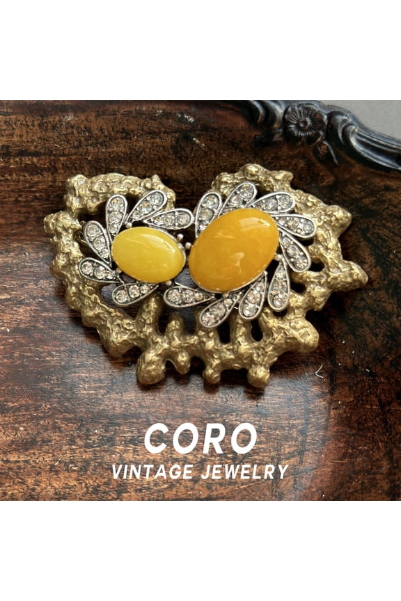 Coro Vintage Niche Design Topaz Agate Brooch Sweaters, Coats, Suits Accessories Luxury Aesthetic