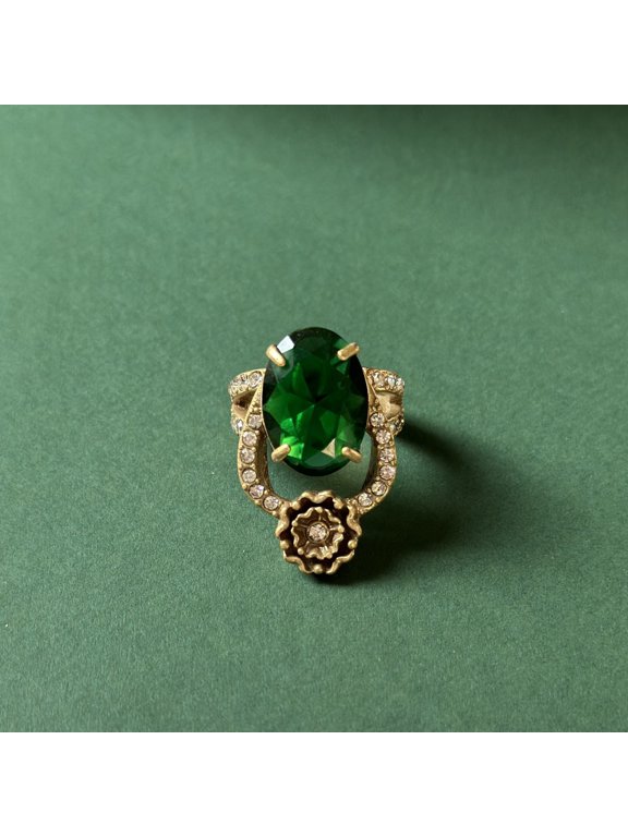 Coro Vintage Ring: Niche Design, Light Luxury, Sophisticated Feel Unique Autumn/Winter Green Rhinestone Ring