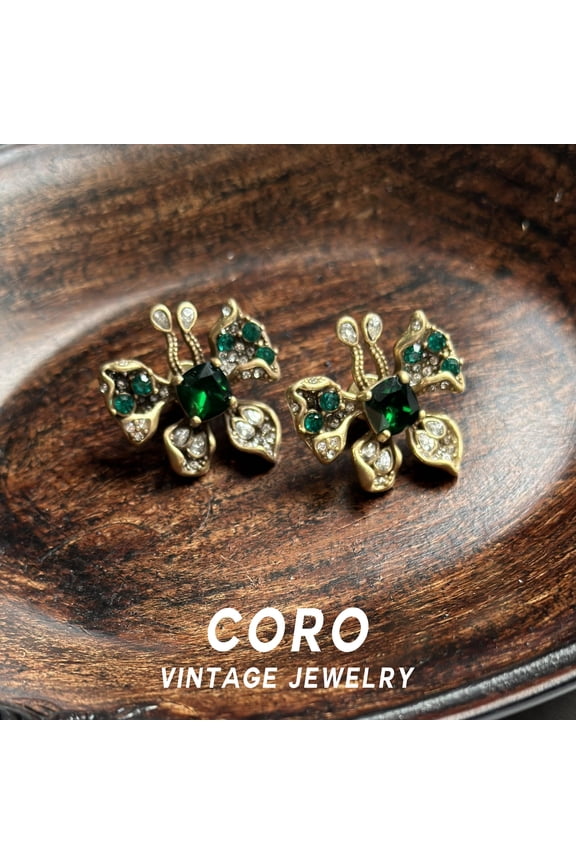Coro antique vintage niche design unique light luxury high sense butterfly green rhinestone stud earrings female