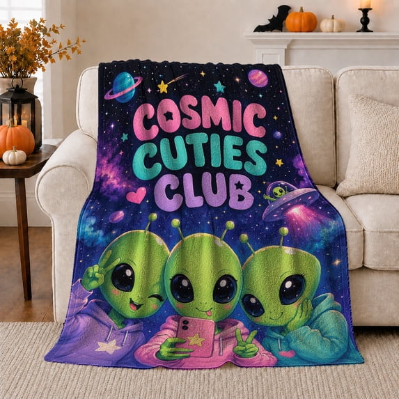 Cosmic Cuties Club Alien Selfie Scene Whimsical Cartoon, Cozy Typography Art Scene, Warm Flannel Blanket for Living Room and Reading Nook, Art Lovers Valentine's Day Gift, Playful Home Decor