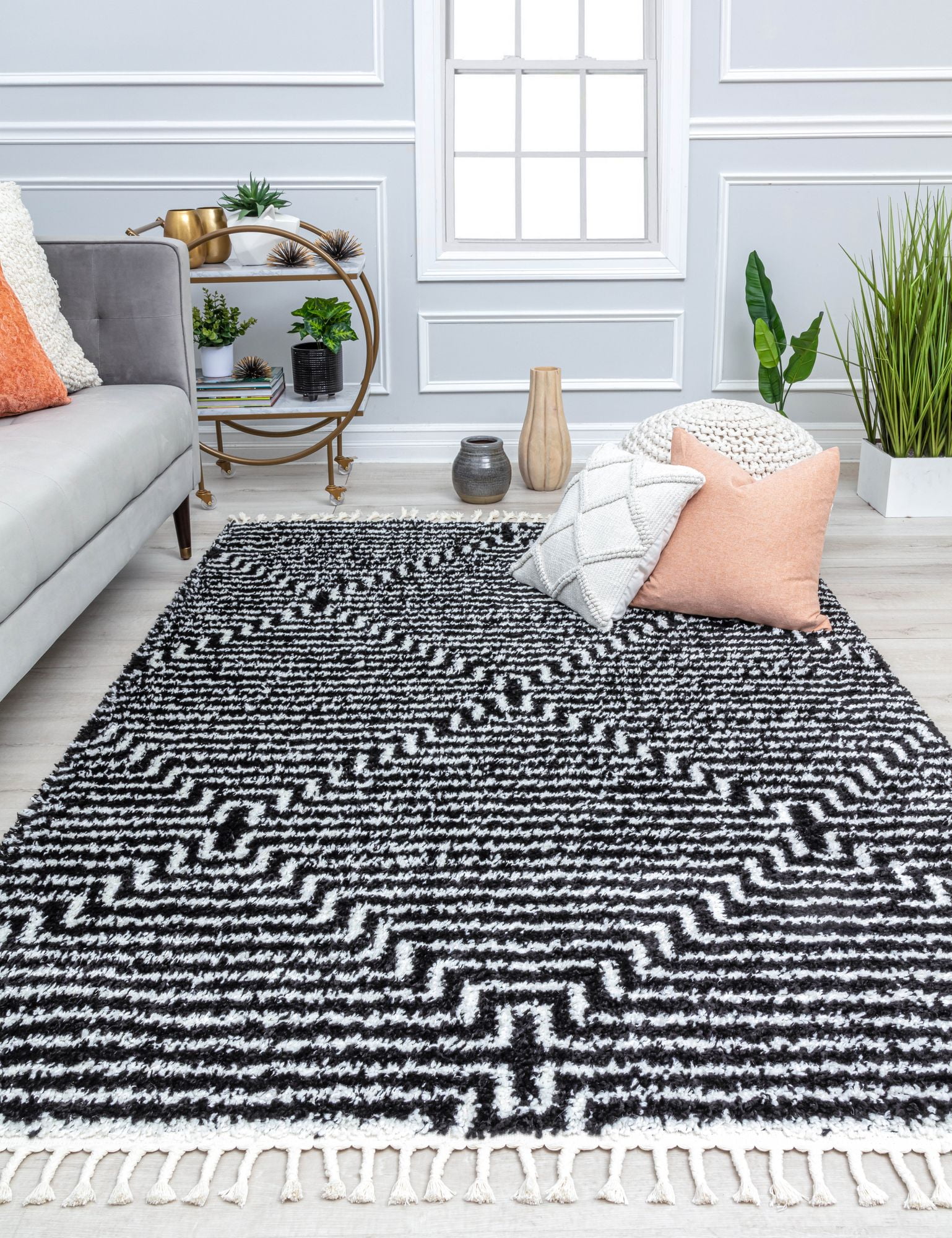 Rugs America BT20A Last Call Stripe/Diamond Modern Black Area Rug, 2'6" x 8'