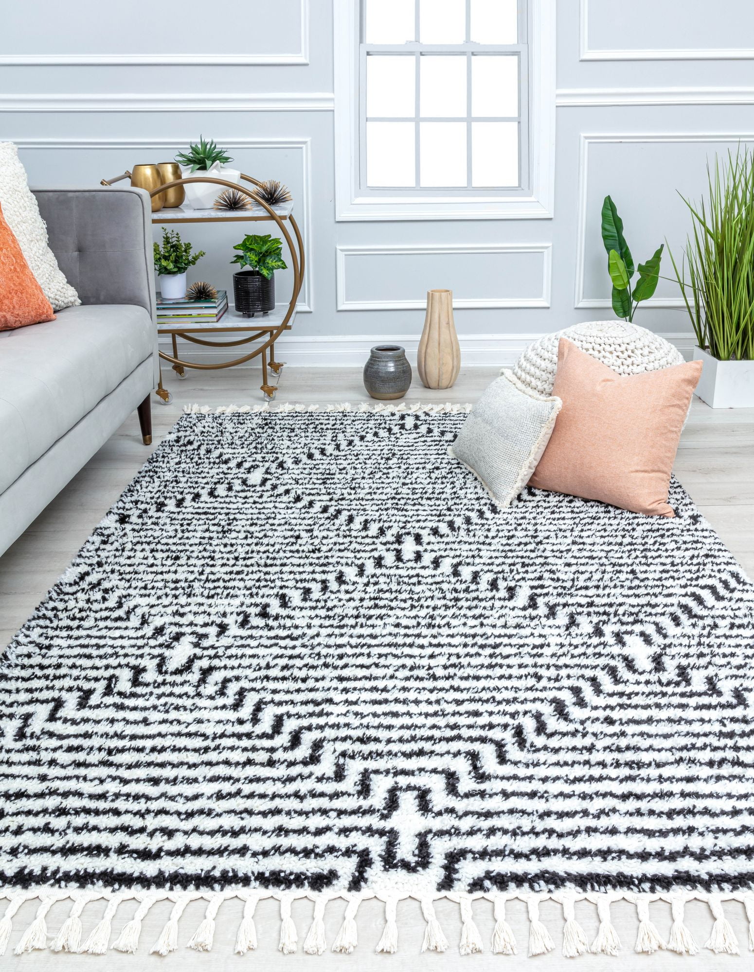 Rugs America BT20D Night Odyssey Stripe/Diamond Modern White Area Rug, 2'6" x 4'