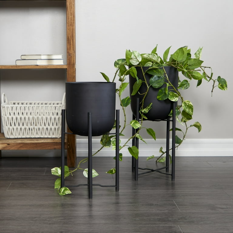 2-Piece Gray Metal Floor Planters 2-Piece Gray Metal Floor Planters