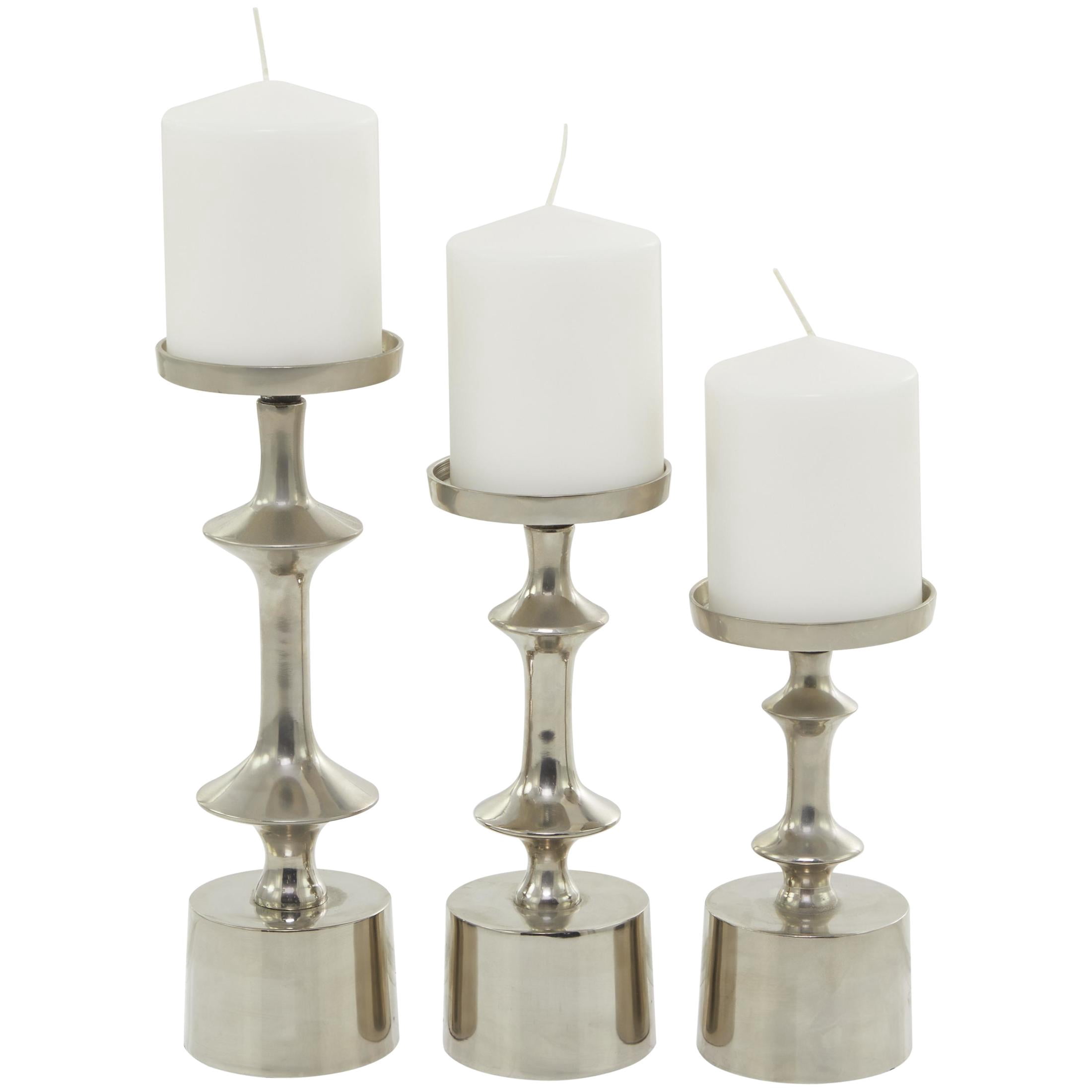 CosmoLiving by Cosmopolitan 3 Candle Silver Aluminum Metal Pillar Candle Holder, Set of 3