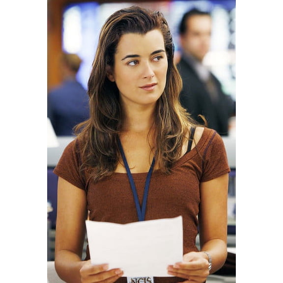 Cote De Pablo Navy Ncis: Naval Criminal Investigative Service 24X36 Poster