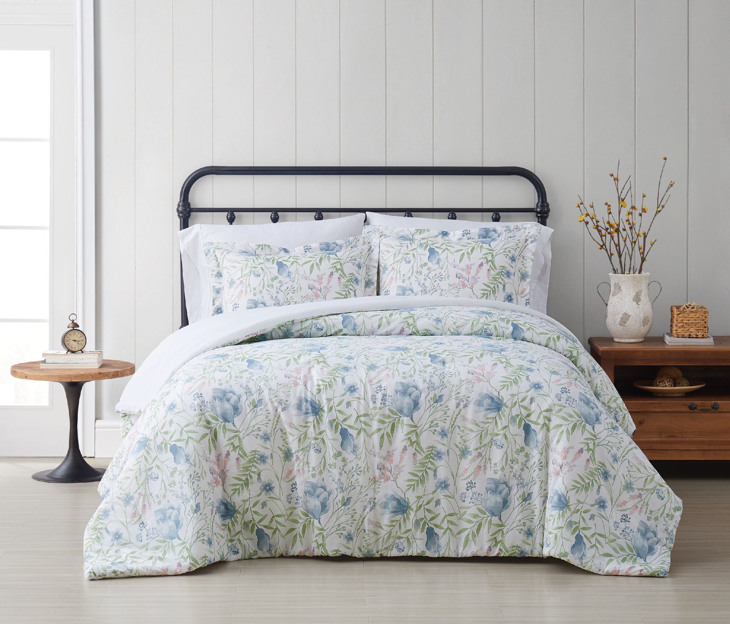 Cottage Classics White and Blue, Cotton Comforters, King, (3 Counts