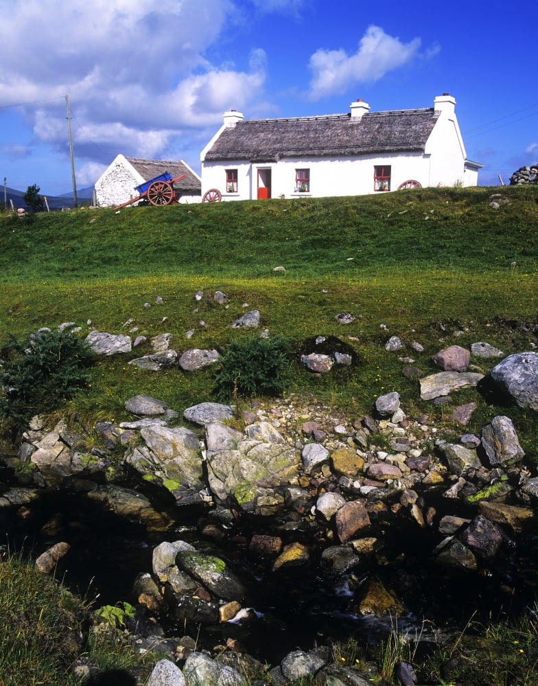 Cottage On Achill Island County Mayo Republic Of Ireland Canvas Art - The Irish Image Collection Design Pics (24 x 32)