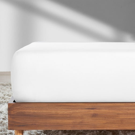 Cotton Queen Fitted Sheet Only, Soft & Cooling Sateen, Deep Pocket, All-Around Elastic, Head/Foot Side Indicators, Bright White